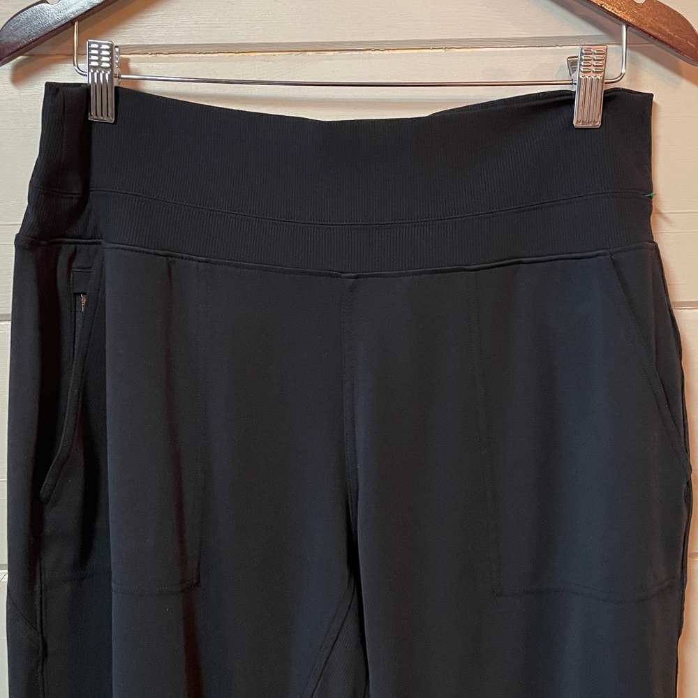 ATHLETA Venice High
Rise Jogger Black Size L/T. - Picture 5 of 14